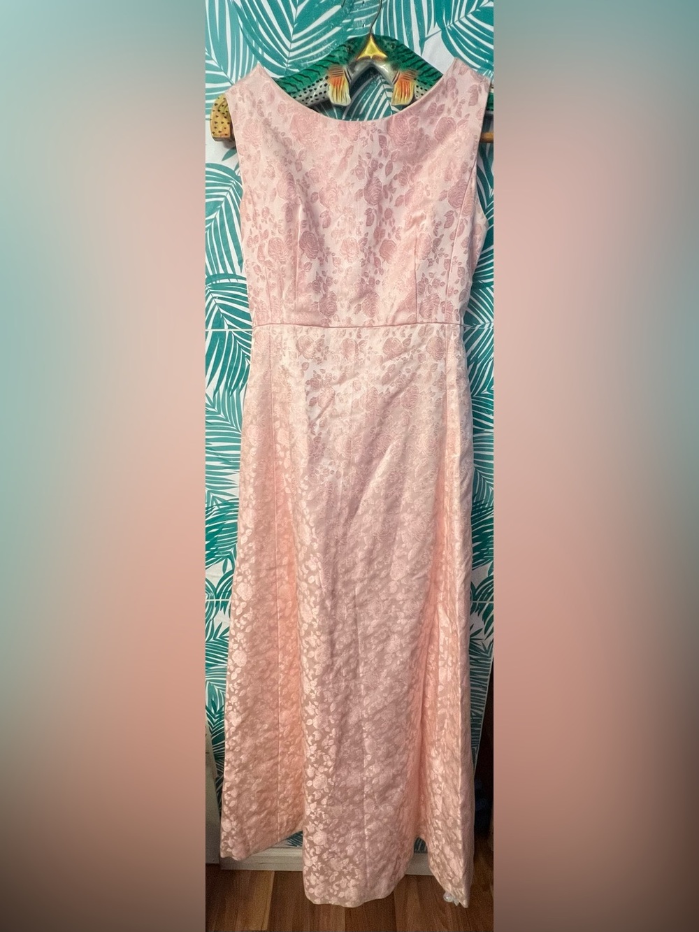 Vogue Blush Pink brocade satin fabric w/ rose pattern Maxi Dressed 50’s Vintage
